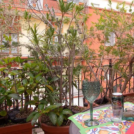 Private Room, Kitchen Corner And Balcony Accommodatie bij particulieren Bari